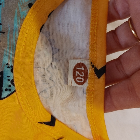 2 piece boys short set - Picture 5 of 6